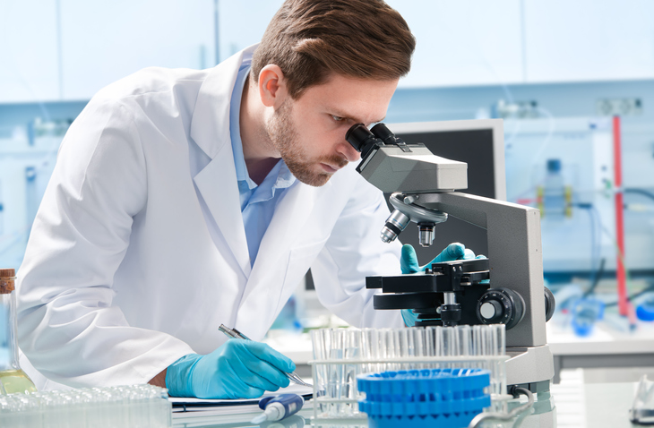 Hospital lab technician